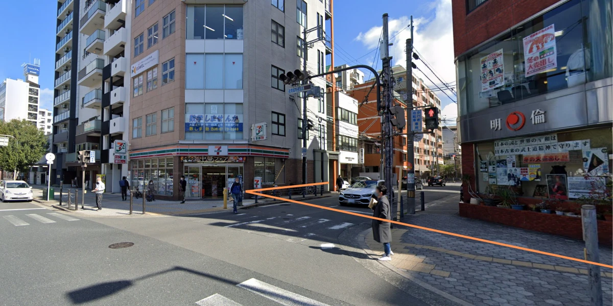 セブンイレブン2Fが当院